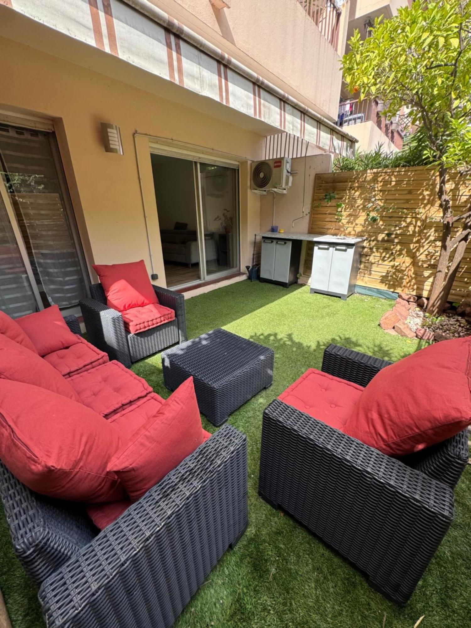 Appartement Avec Jardin Mandelieu Eksteriør bilde
